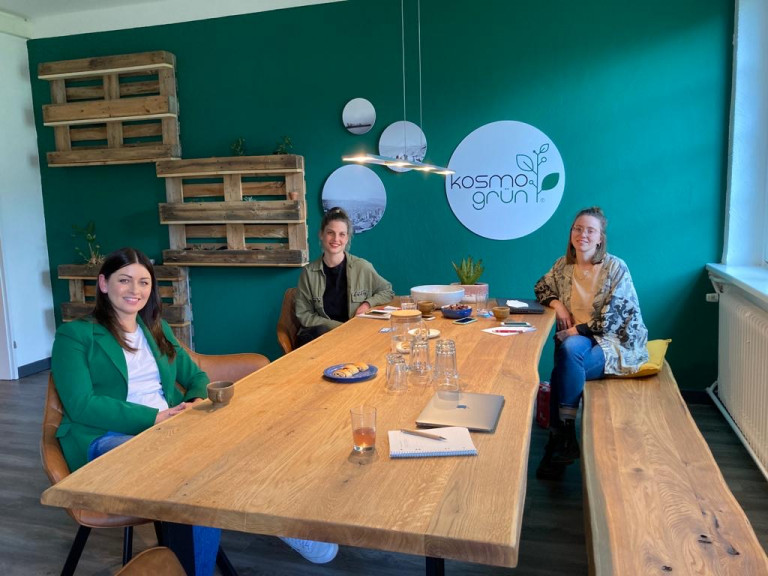 4FC4A82A-3FC3-409D-A9DD-B891C980E825