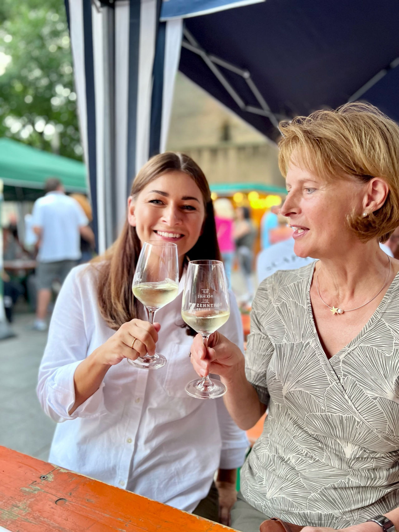 Laura_Hopmann_Weinfest